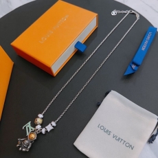 Louis Vuitton Necklaces